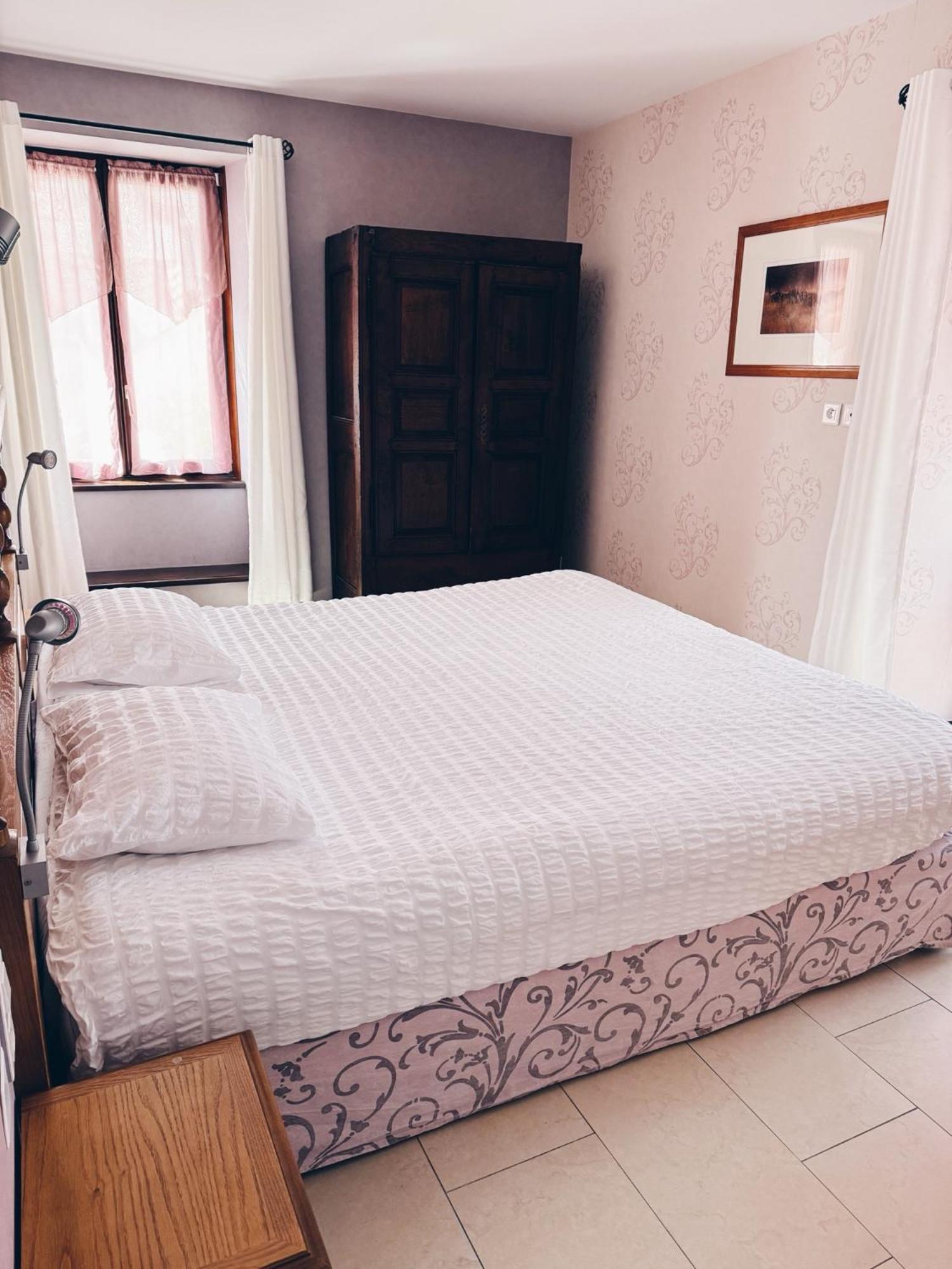 Le Regis Apartment Лагиол Екстериор снимка