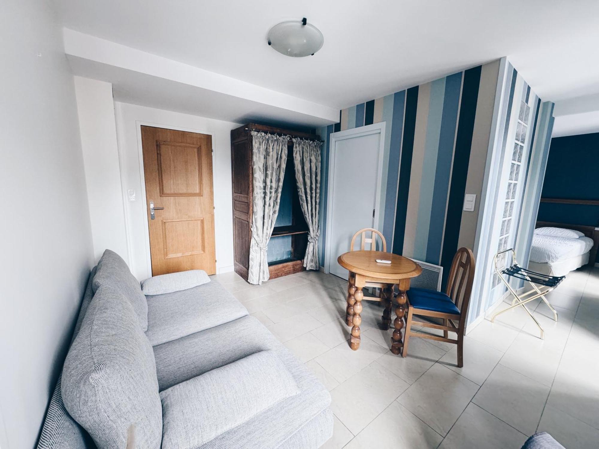 Le Regis Apartment Лагиол Екстериор снимка